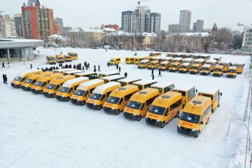 В Уфе состоялась торжественная передача 56 автобусов школам республики