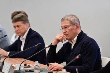 Радий Хабиров утвердил закон об иноагентах в органах власти Башкирии